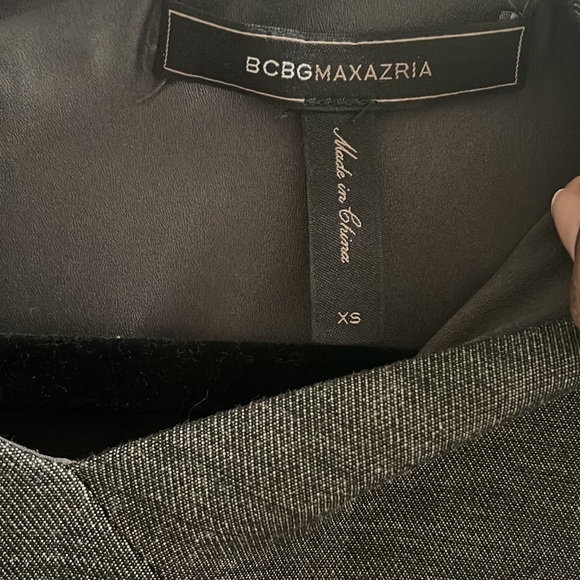 BCBGMAXAZRIA Dresses Phoebe Black Mid-Length Cocktail Dress - Picture 4 of 6